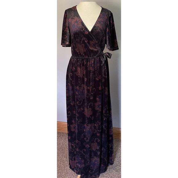 ModCloth Velvet Maxi Dress MED Timeless Embrace Whimsigoth Dark Romantic Fairy